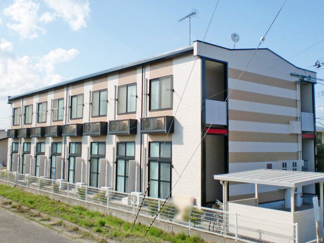 レオパレスYACの外観画像