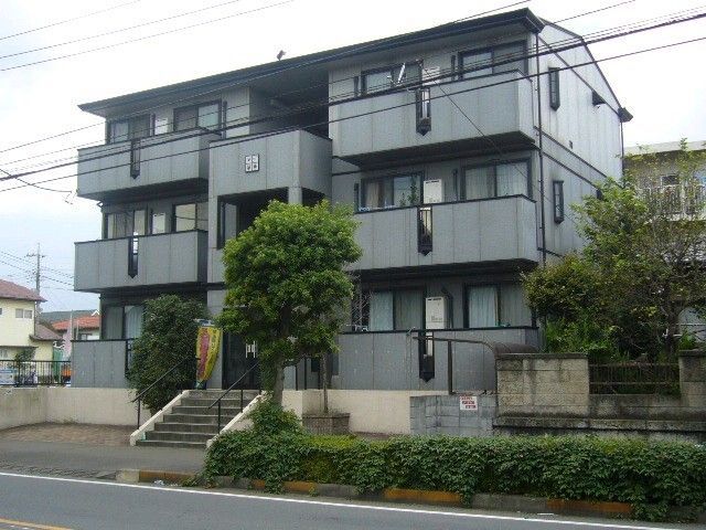 イーストユーの外観画像