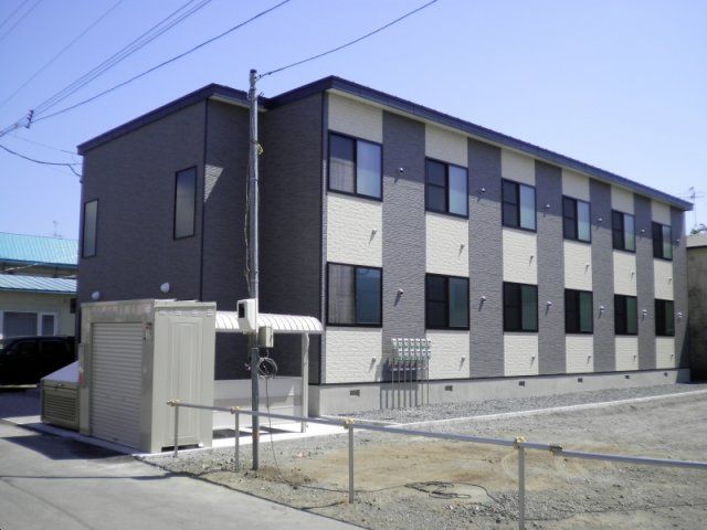 レオパレス堀川町Ⅱの外観画像