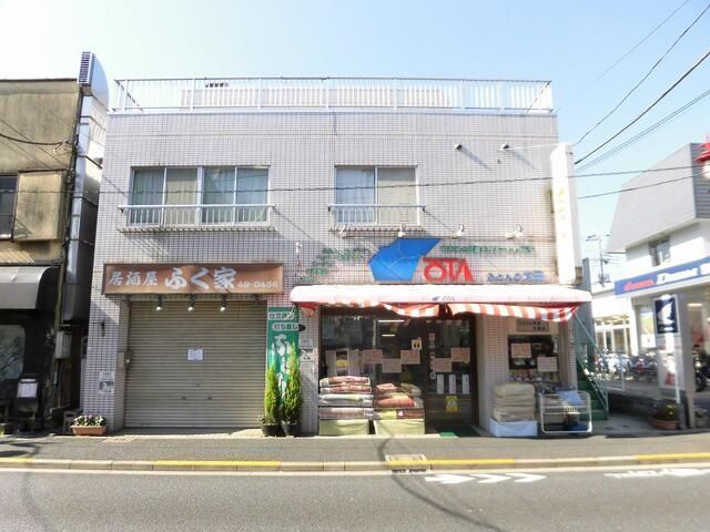 アクトオンの外観画像