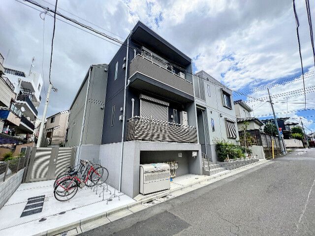 インフォレストの外観画像