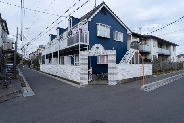 アルファパレスの外観画像