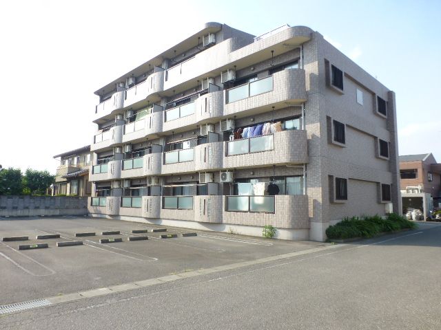 マンションディアコートの外観画像