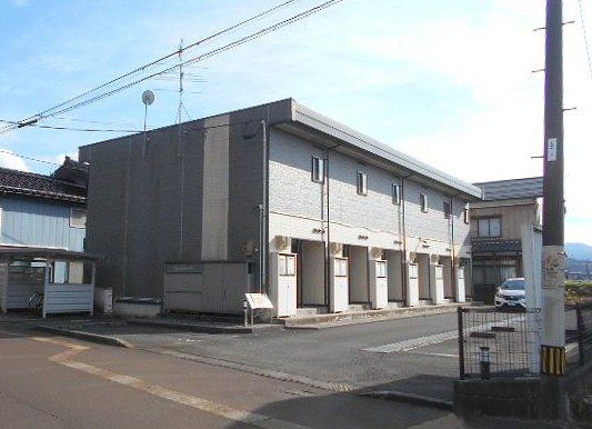 レオパレスアズ-ルの外観画像