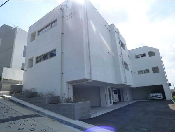 Le Vent Motoyama (ルヴァン本山)の外観画像