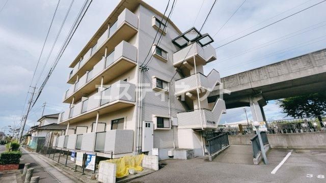 マンション朝倉の外観画像