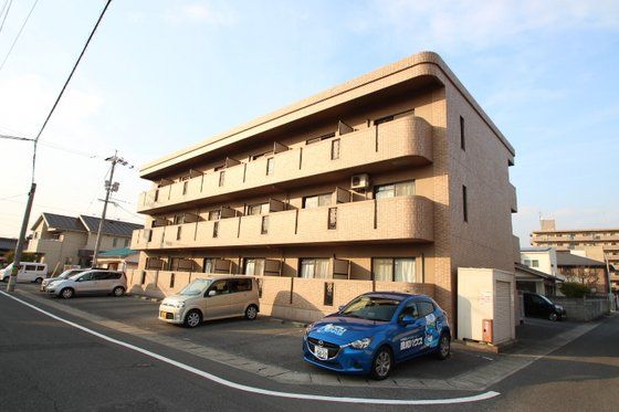 LUZ62の外観画像