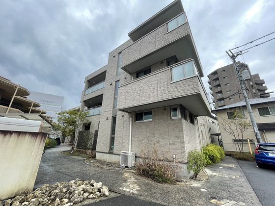 メゾン・カンフリエ井口の外観画像