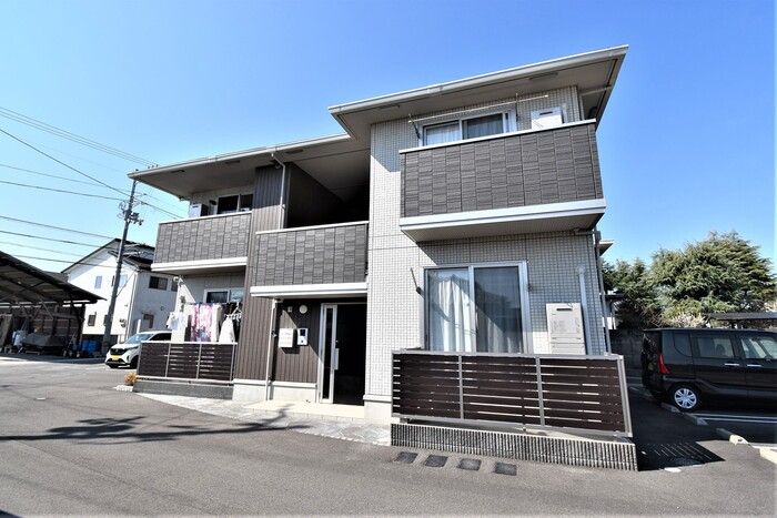 クレスト林 B棟の外観画像