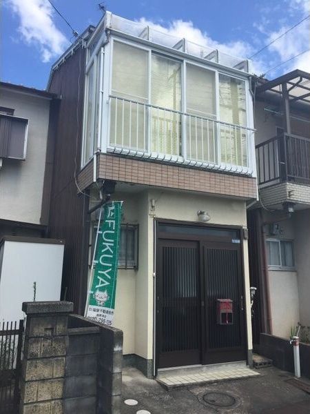 稲津二丁目貸家の外観画像