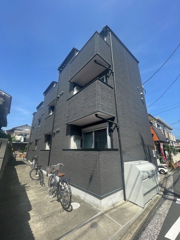 コムディエノの外観画像