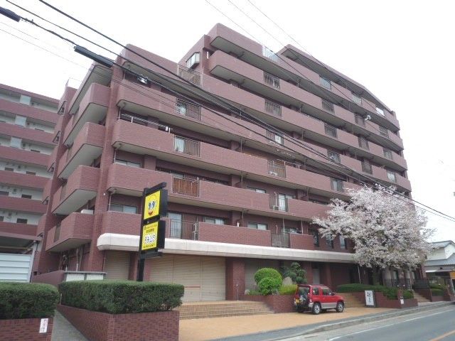 ライオンズマンション野間大池南の外観画像
