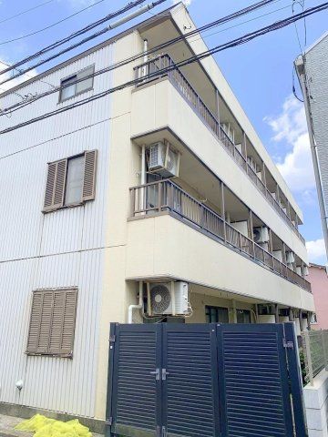 マンション保坂の外観画像
