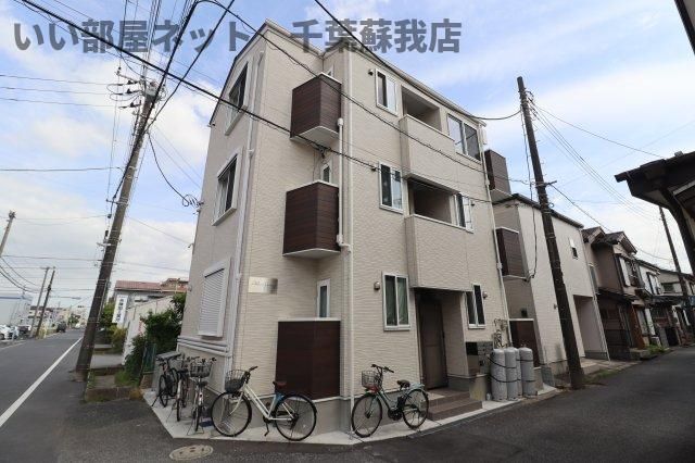 アデランテ 浜野の外観画像