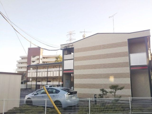 レオパレスM&Kの外観画像