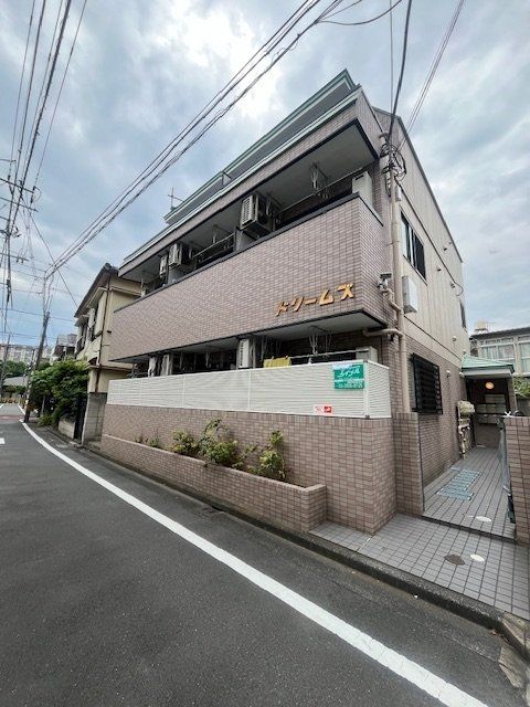 ドリームズの外観画像