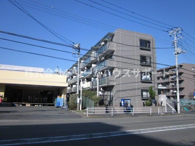 ポモドーロ金沢文庫の外観画像