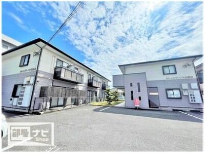 カレッジハイツ山地の外観画像