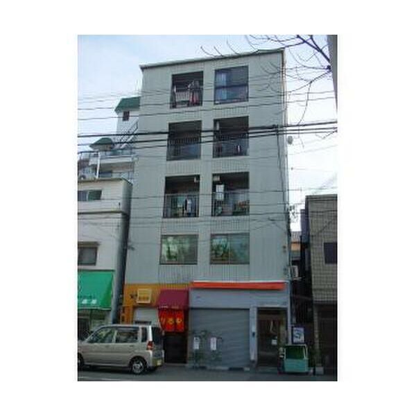 フロントビュー八阪の外観画像