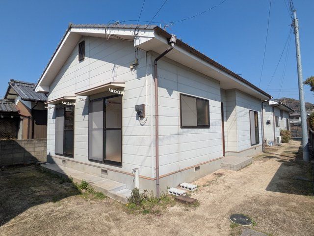 南斎院 藤井田一戸建の外観画像