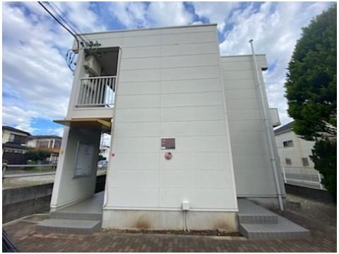 レオパレスワールド寒風台の外観画像