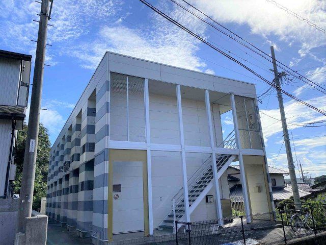 レオパレスヴィバーチェの外観画像