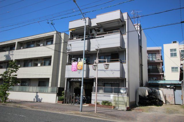 シティハイツ吉川の外観画像