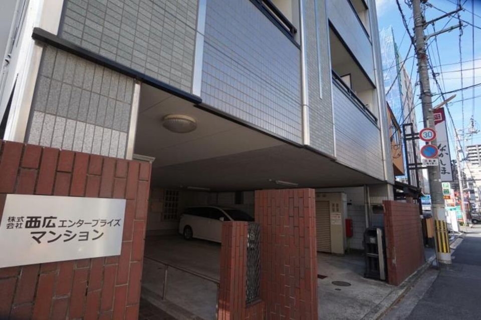 西広エンタープライズマンションの外観画像