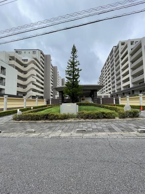 ザ・シーズンズ C棟の外観画像