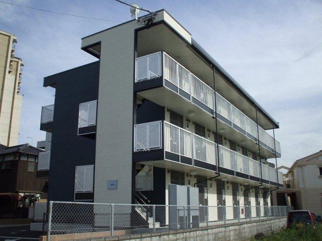 レオパレスK&JUNの外観画像