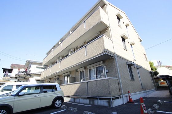 リヴェール上安駅前の外観画像