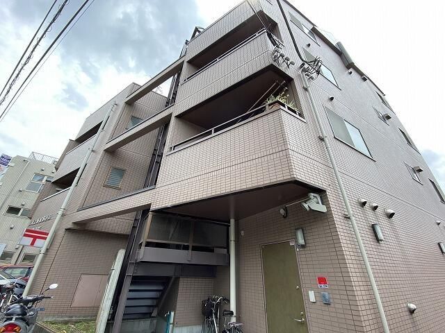 上新城ビルの外観画像