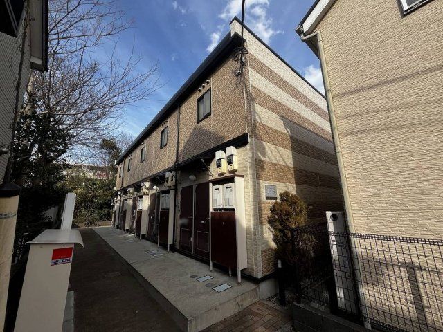 レオパレスフェリーチェの外観画像