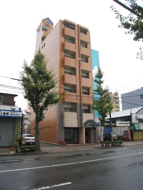 ダイナコート小倉下到津302号室の外観画像