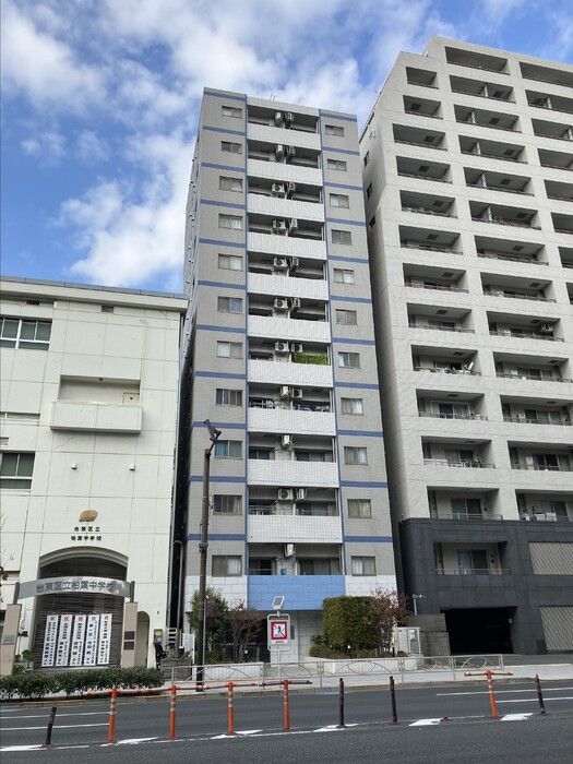 カスタリア入谷の外観画像