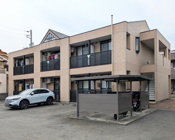 STRADA sayaの外観画像