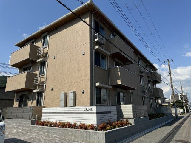 エレナ本山の外観画像
