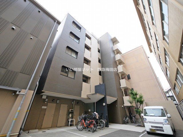 クロツヴィア桜塚の外観画像