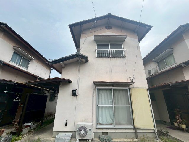 大町1627-3 竹内貸家の外観画像