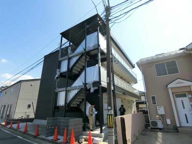 リブリ・アヴニールの外観画像