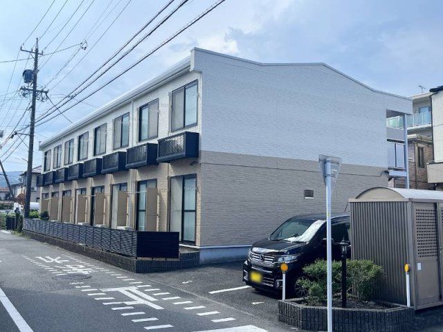 レオパレスクレストの外観画像