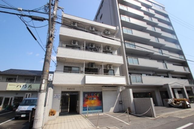 平成ビルの外観画像