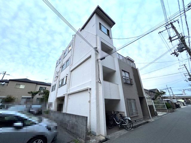 青山マンションの外観画像