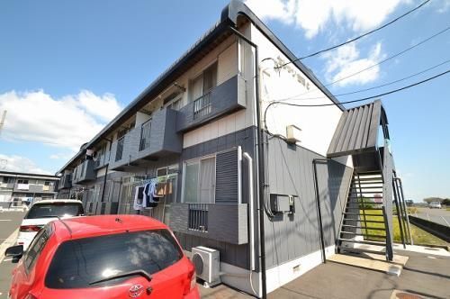 セレッソ吉岡 C棟の外観画像