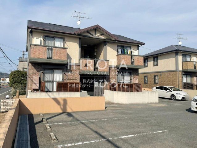 アルティスタ A棟の外観画像