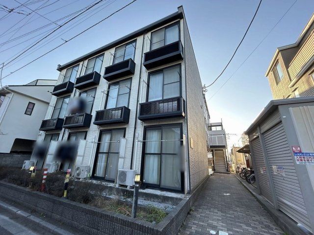 レオパレスサントリーニの外観画像