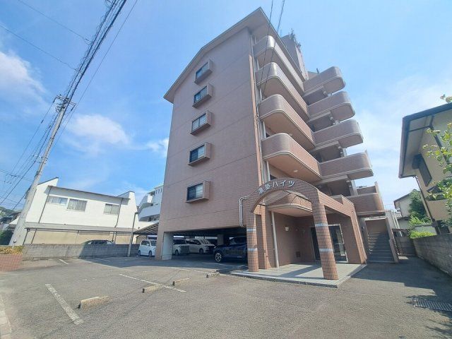 湯築ハイツの外観画像