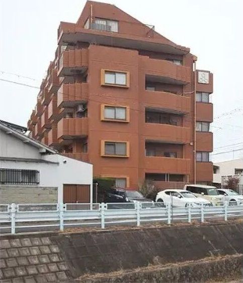 三旺マンション川名の外観画像