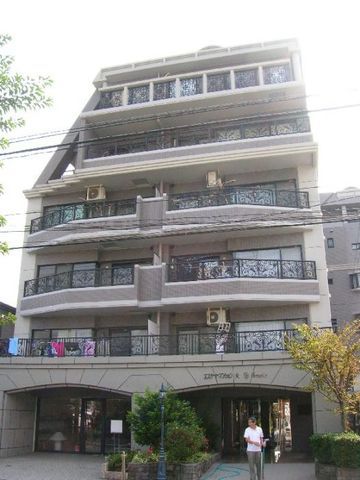 エステートマンション大濠グランディールの外観画像