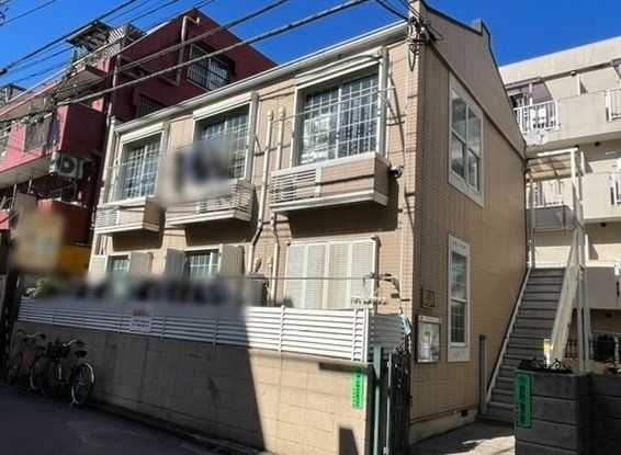 レオパレス新宿B館の外観画像